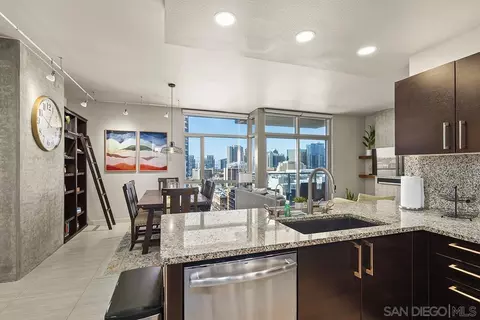 800 The Mark Ln #1501, San Diego, CA 92101