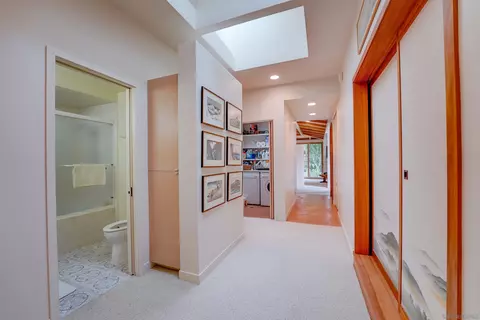 Entry Way - 3186 Bremerton Pl, La Jolla, CA 92037 photo 3 of 4