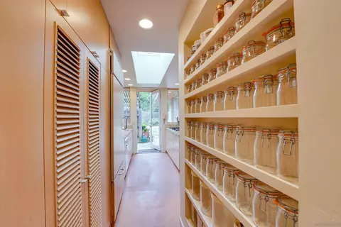 3186 Bremerton Pl, La Jolla, CA 92037
