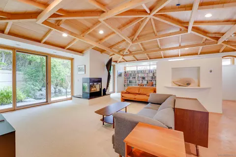 Living - 3186 Bremerton Pl, La Jolla, CA 92037 photo 1 of 3