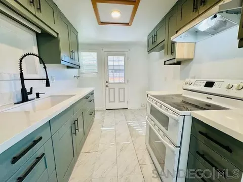 Kitchen - 1262 Dnvr Lan #E, El Cajon, CA 92021 photo 1 of 1