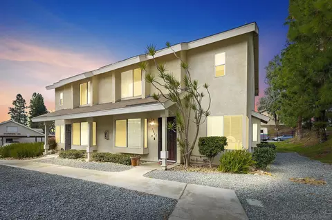 2828 Casey St #B, San Diego, CA 92139
