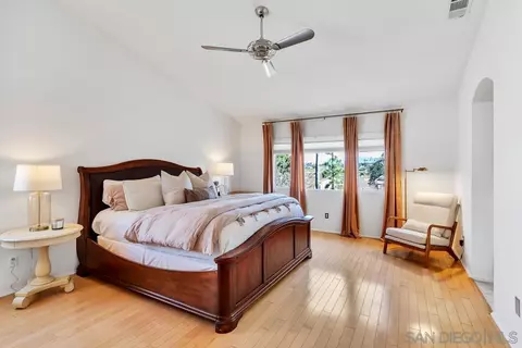 Bedroom - 43046 Manchester Ct, Temecula, CA 92592 photo 1 of 5