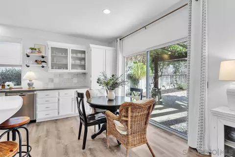 Dining - 43046 Manchester Ct, Temecula, CA 92592 photo 4 of 4
