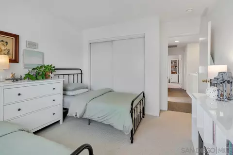 Bedroom - 43046 Manchester Ct, Temecula, CA 92592 photo 3 of 5