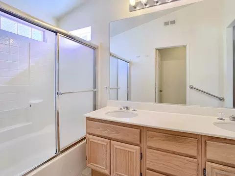 Bath - 2425 Larkspur, Alpine, CA 91901 photo 4 of 4