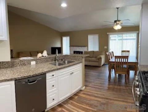 1431 Monroe Cir, San Jacinto, CA 92583