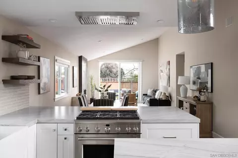 Kitchen - 1759 Hill Top Ln, Encinitas, CA 92024 photo 5 of 5