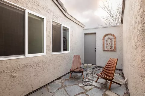 Exterior - 1759 Hill Top Ln, Encinitas, CA 92024 photo 4 of 9