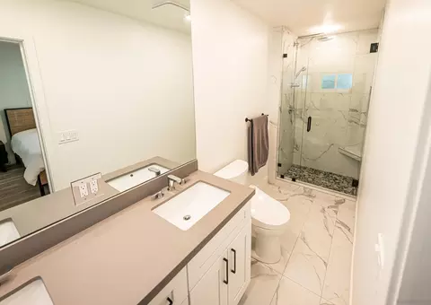 Bath - 1011 San Andrade, Encinitas, CA 92024 photo 1 of 2