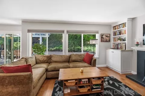 Living - 17235 Vendor Pl, Poway, CA 92064 photo 7 of 7