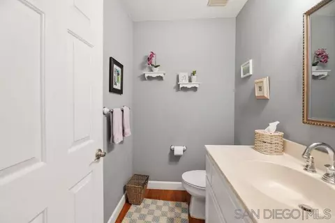Bath - 17235 Vendor Pl, Poway, CA 92064 photo 1 of 3