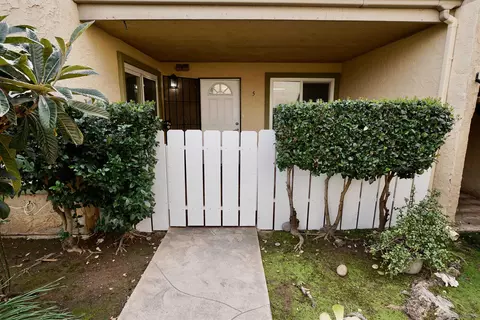 1160 E Washington Ave #5, El Cajon, CA 92019