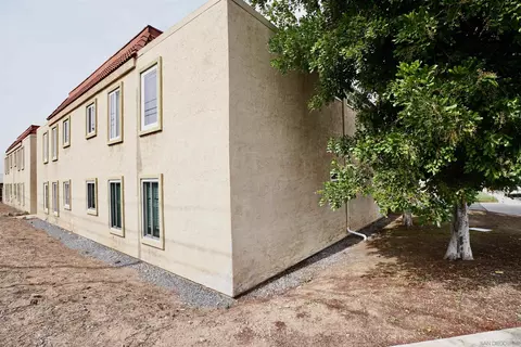 Exterior - 1160 E Washington Ave #5, El Cajon, CA 92019 photo 6 of 6