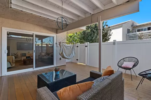 Exterior - 1230 Caminito Septimo, Cardiff By The Sea, CA 92007 photo 6 of 15