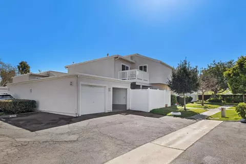 Exterior - 1230 Caminito Septimo, Cardiff By The Sea, CA 92007 photo 11 of 15