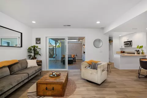 Living - 1230 Caminito Septimo, Cardiff By The Sea, CA 92007 photo 4 of 5