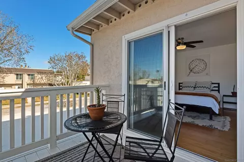 Exterior - 1230 Caminito Septimo, Cardiff By The Sea, CA 92007 photo 7 of 15