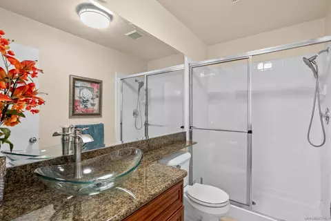 Bath - 2238 Brookhaven Pass, Vista, CA 92081 photo 2 of 5