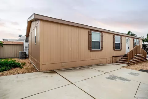 4660 N River Rd #47, Oceanside, CA 92057 photo 3