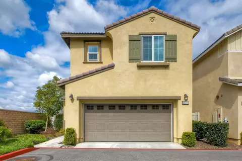 35318 Brown Galloway Ln, Fallbrook, CA 92028