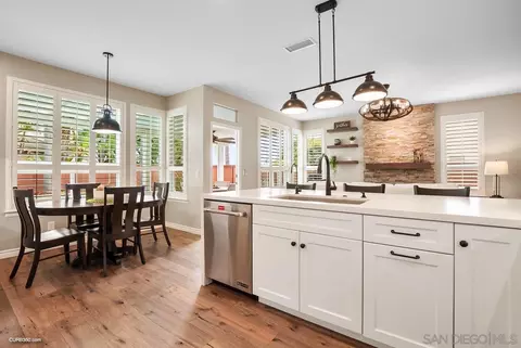 Kitchen - 12547 Eclipse Pl, San Diego, CA 92129 photo 5 of 5