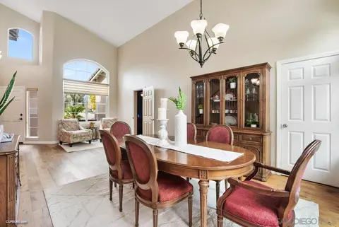 Dining - 12547 Eclipse Pl, San Diego, CA 92129 photo 3 of 4