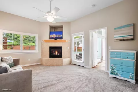 Living - 12547 Eclipse Pl, San Diego, CA 92129 photo 3 of 6