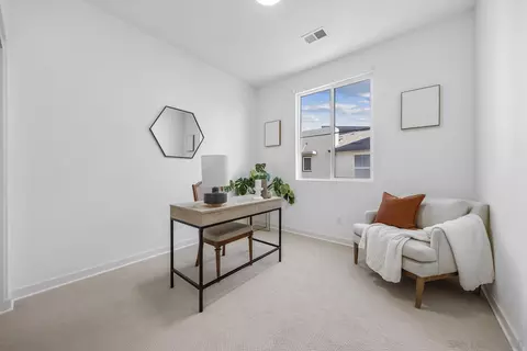 Bedroom - 2379 Element Way #2, Chula Vista, CA 91915 photo 6 of 6