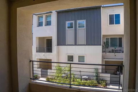 Exterior - 2379 Element Way #2, Chula Vista, CA 91915 photo 4 of 6