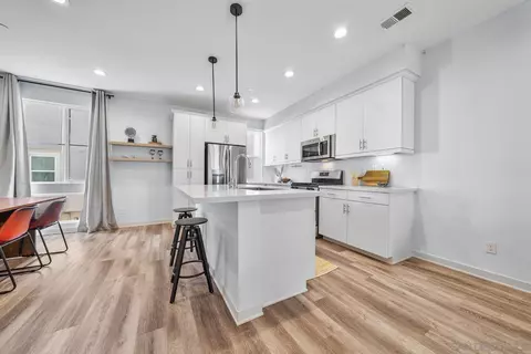 Kitchen - 2379 Element Way #2, Chula Vista, CA 91915 photo 3 of 4