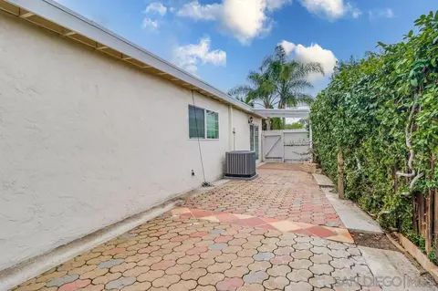 Exterior - 1435 Gowin St, Spring Valley, CA 91977 photo 4 of 9