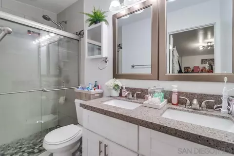 Bath - 1435 Gowin St, Spring Valley, CA 91977 photo 1 of 2