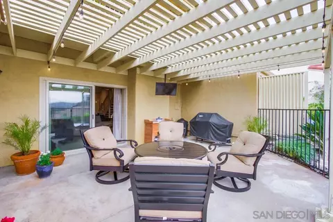Exterior - 13410 The Sq, Poway, CA 92064 photo 13 of 23