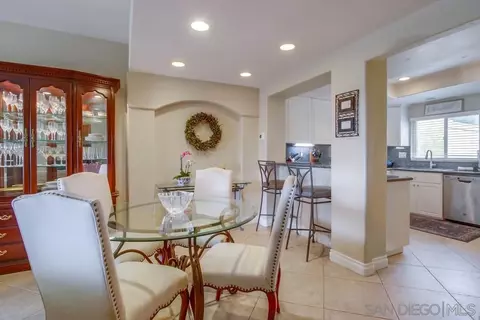 Dining - 13410 The Sq, Poway, CA 92064 photo 2 of 2