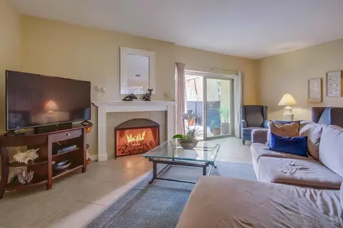 Living - 13410 The Sq, Poway, CA 92064 photo 3 of 5