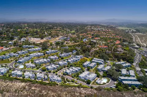 View/Area - 943 Intrepid Ct, Del Mar, CA 92014 photo 2 of 2