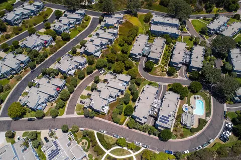 View/Area - 943 Intrepid Ct, Del Mar, CA 92014 photo 1 of 2