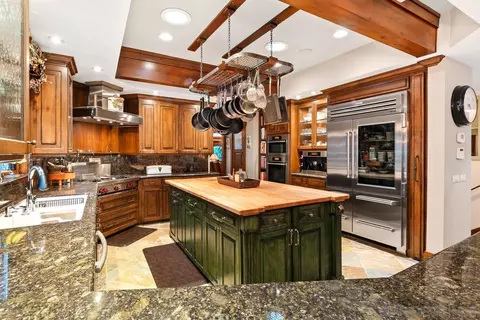 Kitchen - 2542 5th St, Encinitas, CA 92024 photo 1 of 3