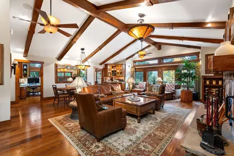 Living - 2542 5th St, Encinitas, CA 92024 photo 1 of 4