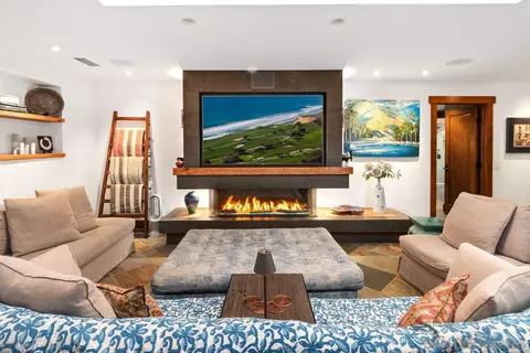 Living - 2542 5th St, Encinitas, CA 92024 photo 4 of 4