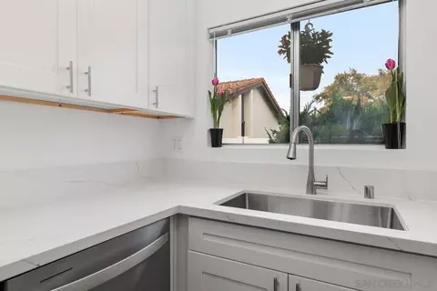 Other - 313 Harrisburg Dr, Encinitas, CA 92024 photo 4 of 9