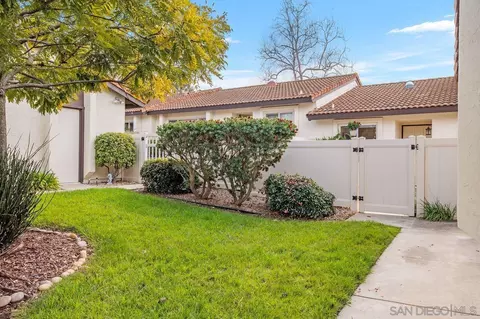 Exterior - 313 Harrisburg Dr, Encinitas, CA 92024 photo 2 of 10