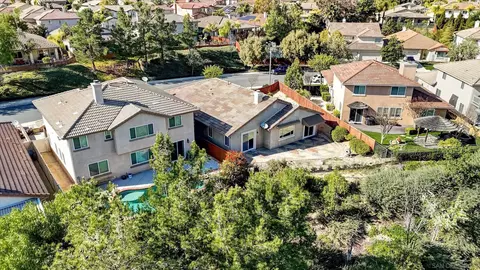 View/Area - 41649 Monterey Pl, Temecula, CA 92591 photo 8 of 13