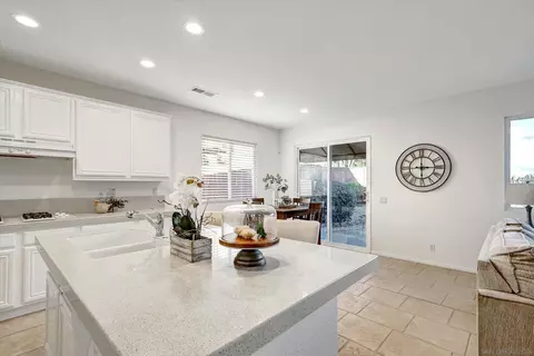 Kitchen - 41649 Monterey Pl, Temecula, CA 92591 photo 3 of 3