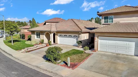 Exterior - 41649 Monterey Pl, Temecula, CA 92591 photo 10 of 16