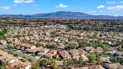 View/Area - 41649 Monterey Pl, Temecula, CA 92591 photo 5 of 13