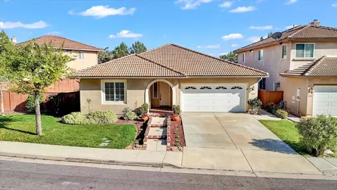 Exterior - 41649 Monterey Pl, Temecula, CA 92591 photo 11 of 16