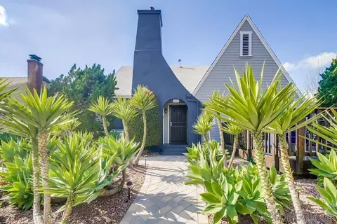 5074-76 35th, San Diego, CA 92116