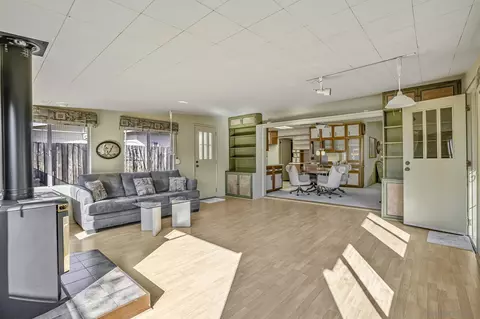 Living - 2124 Ildica Ct, Spring Valley, CA 91977 photo 4 of 4